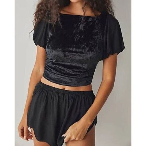 Free People Intimately OB1589236 Women's Sz S Black Velvet Cut-Out Back Crop Top - Picture 12 of 13